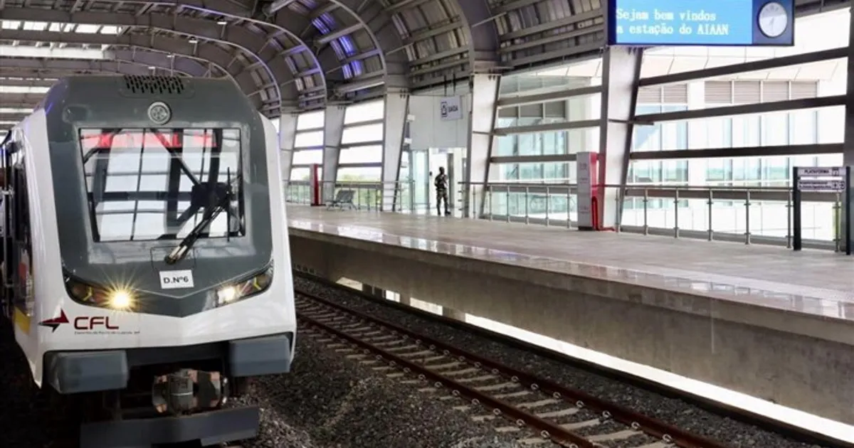 Linha de comboio que liga a estação do Bungo e o AIAAN continua inoperacional