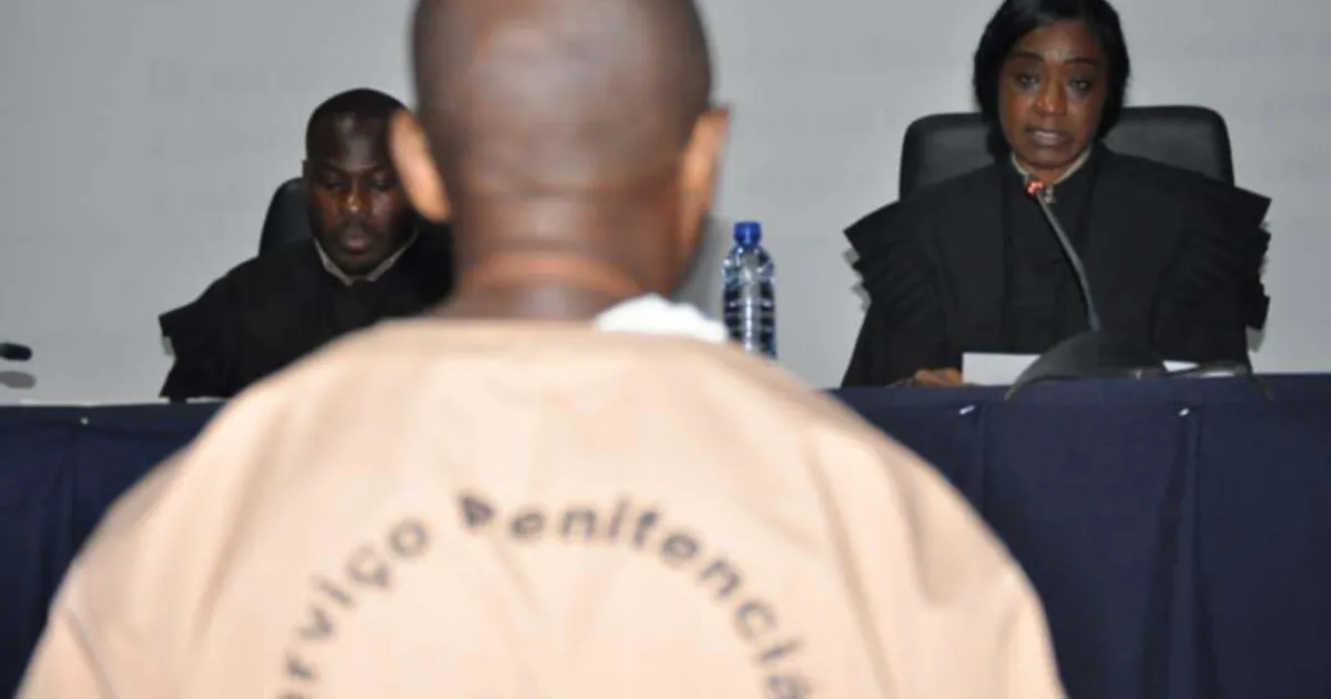 Tribunal Militar de Luanda condena agente do SIC que matou colega a tiro devido a 10 mil kz de gratificação a uma pena de 24 anos de prisão
