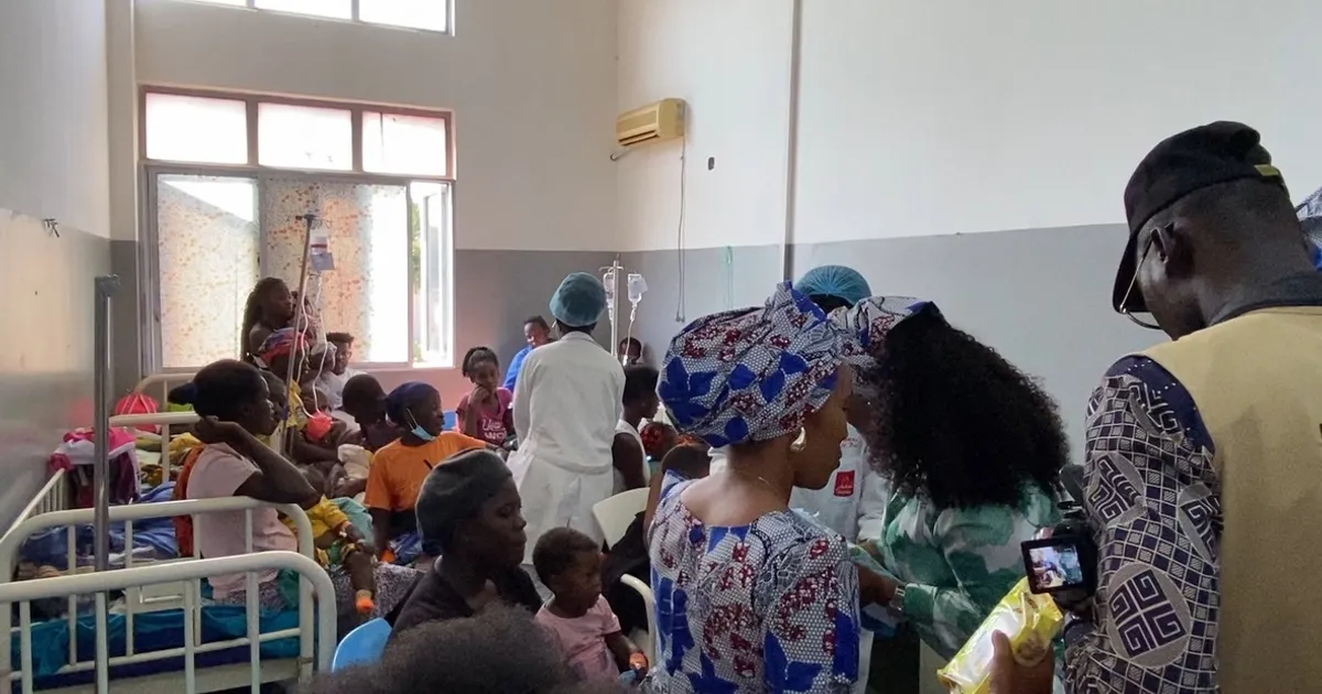 Saúde: Sobrelotação na pediatria do Hospital Provincial Materno Infantil de Malanje obriga crianças a dormir no chão