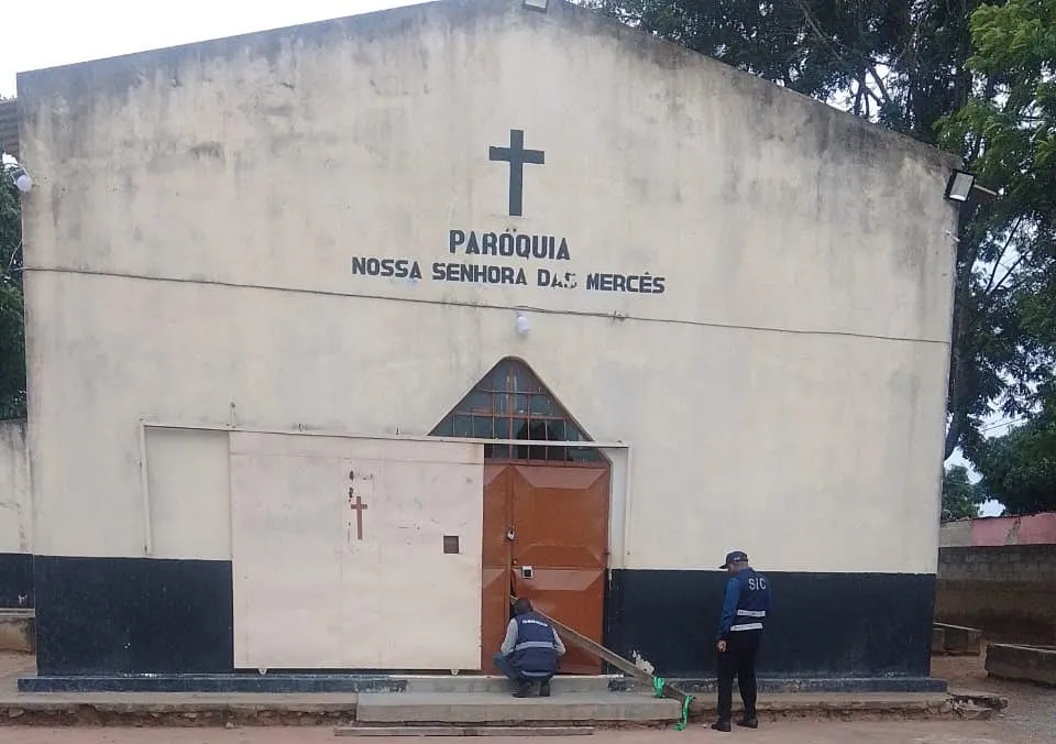 Malanje: Cansado de assaltos e da "escuridão tremenda", pároco pede iluminação pública e a presença da polícia no Bairro Vila Matilde