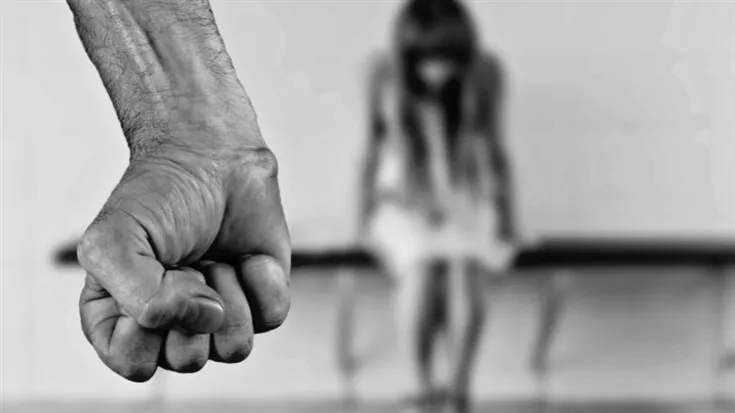 Malanje: Jovem de 22 anos agride até à morte namorada enquanto a violava