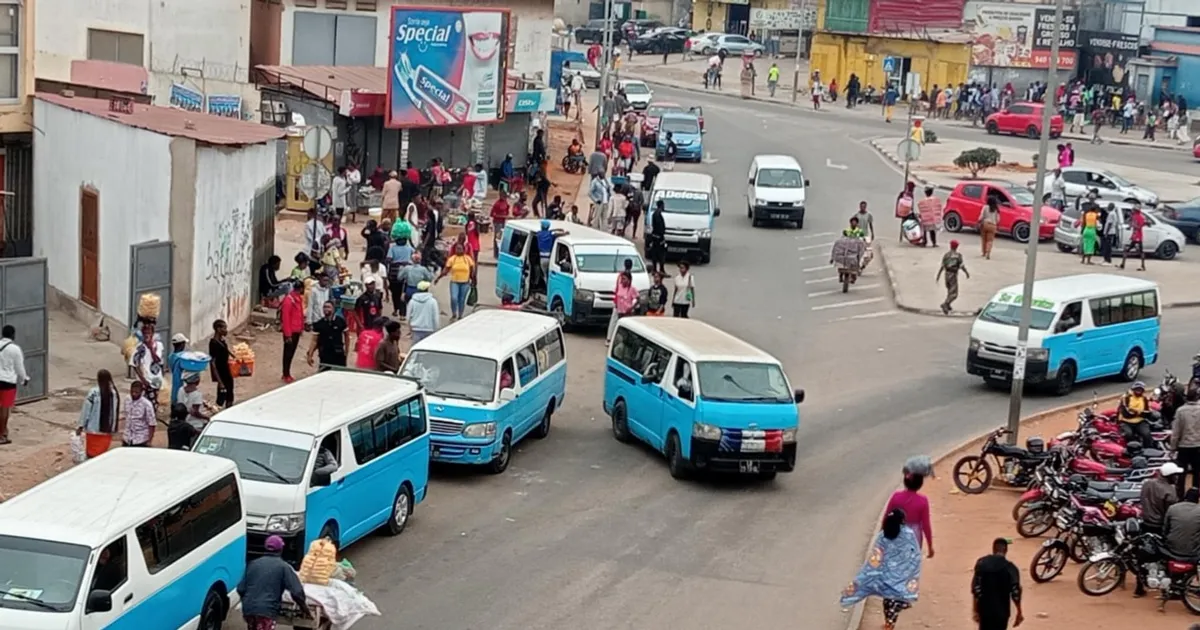 Número de vítimas mortais durante os tumultos em Angola sobe para 30, indica último balanço da PN, que dá conta de 277 feridos e de 1.515 detidos
