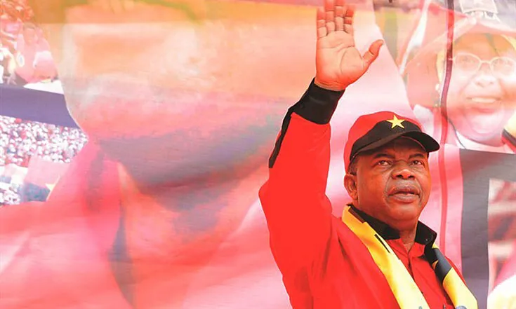 João Lourenço dá tiro de largada e junta-se à corrida para a sua própria sucessão na presidência do MPLA