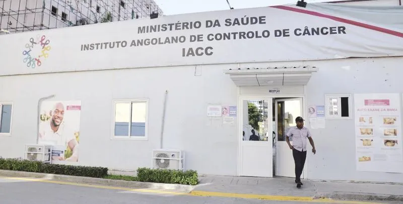 Pacientes do Instituto do Câncer queixam-se de atrasos no atendimento