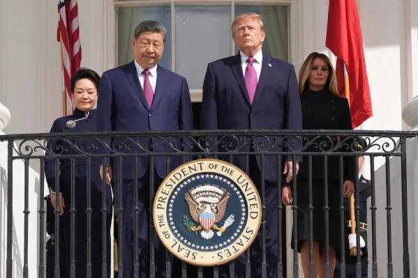 EUA/China: Presidente chinês pede diálogo e alerta para a urgência de evitar um conflito militar entre potências globais