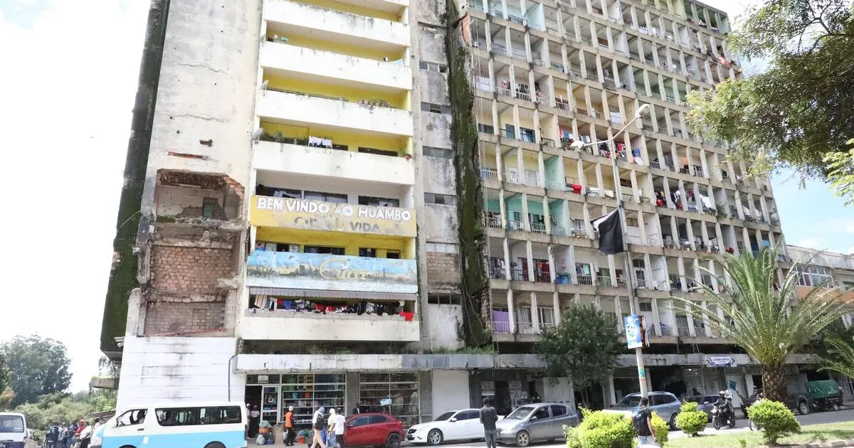 Huambo: Edifício da ex-FAPA começa a ser demolido este mês e Governo vai gastar mais de 3 milhões USD – Grupo de cidadãos interpôs providência cautelar para suspender custo "astronómico" da demolição