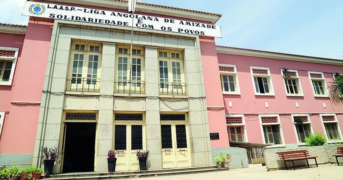 Edifício da Liga Angolana da Amizade, Solidariedade e Paz vai ser transformado em escola – PR deu aval a despesa de mais de 3 milhões USD para a requalificação