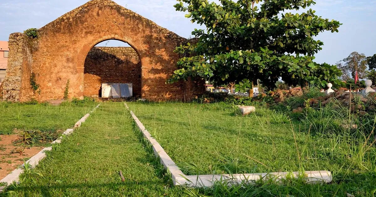 Trepidação provocada pela aterragem de aviões ameaça colapsar Nkulumbimbi na cidade de Mbanza Kongo