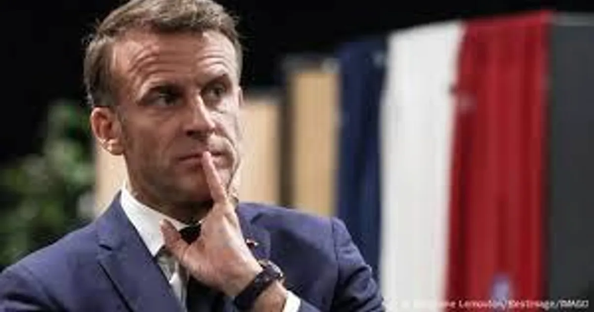 França: Crise aperta e Emmanuel Macron pode não resistir – Primeiro-ministro demite-se horas depois de apresentar Governo