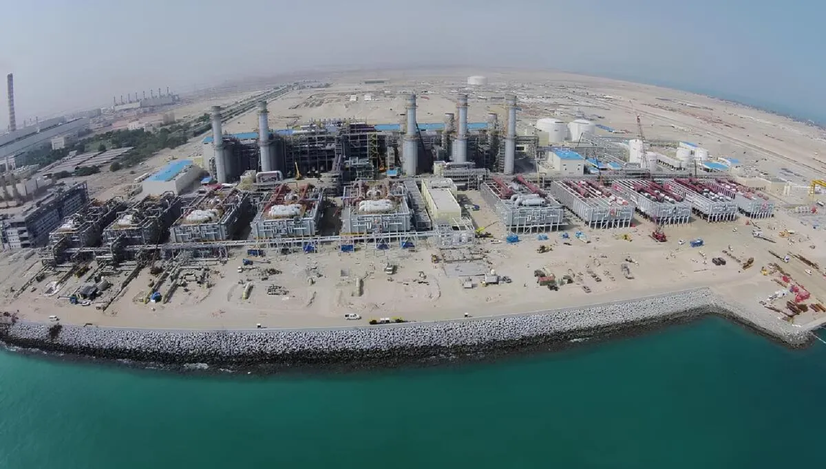 Médio Oriente: Trump ameaça "destruição total" da indústria do oil & gas do Irão se não abrir Estreito de Ormuz – Teerão não cede e diz que resposta será devastadora