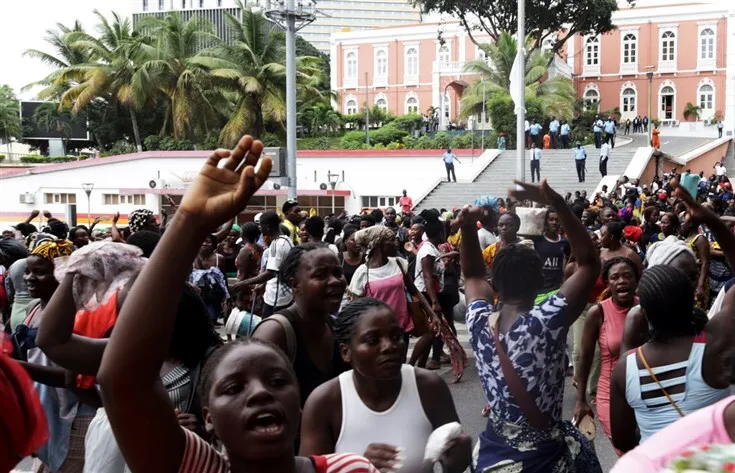 Sociedade civil vai convocar manifestações para tentar convencer PR a não promulgar nova Lei das Organizações Não-Governamentais já aprovada pelo Parlamento