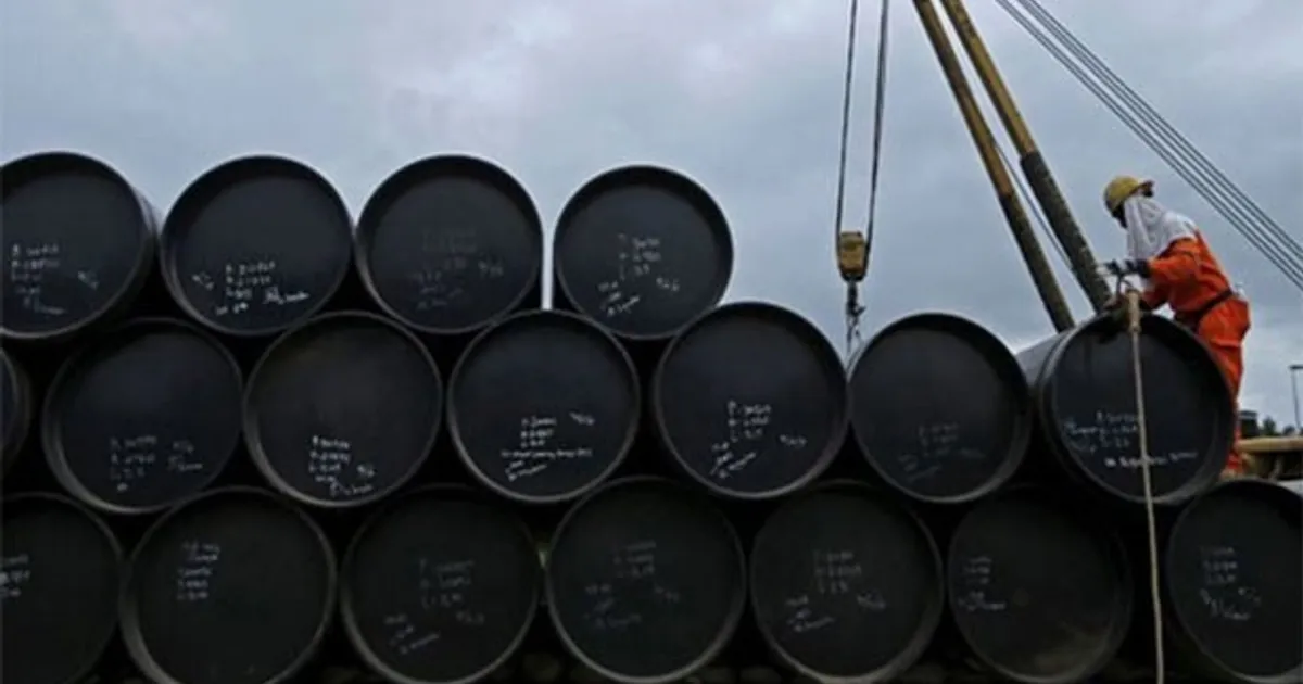 Petróleo: Barril tenta resistir acima dos 70 USD