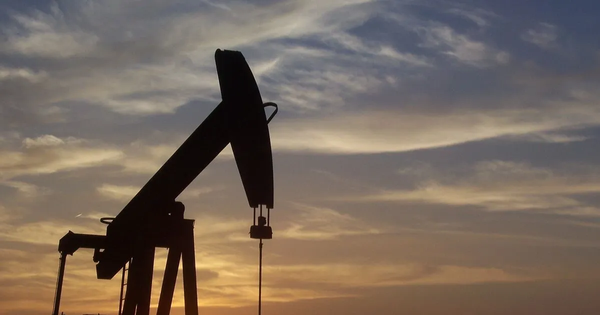 Petróleo: A semana prometia ser verde mas afinal acaba a escorregar para o vermelho