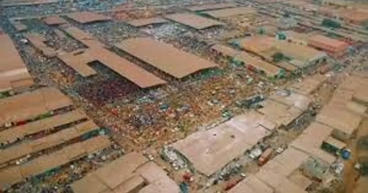 Icolo e Bengo: Mercado do 30 vai ter estrada de acesso em betão nos próximos meses, garante Ministério das Obras Públicas