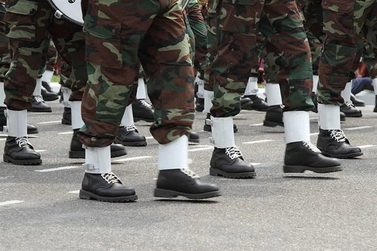 FAA e PN repreendem exibição de uniformes da UNITA