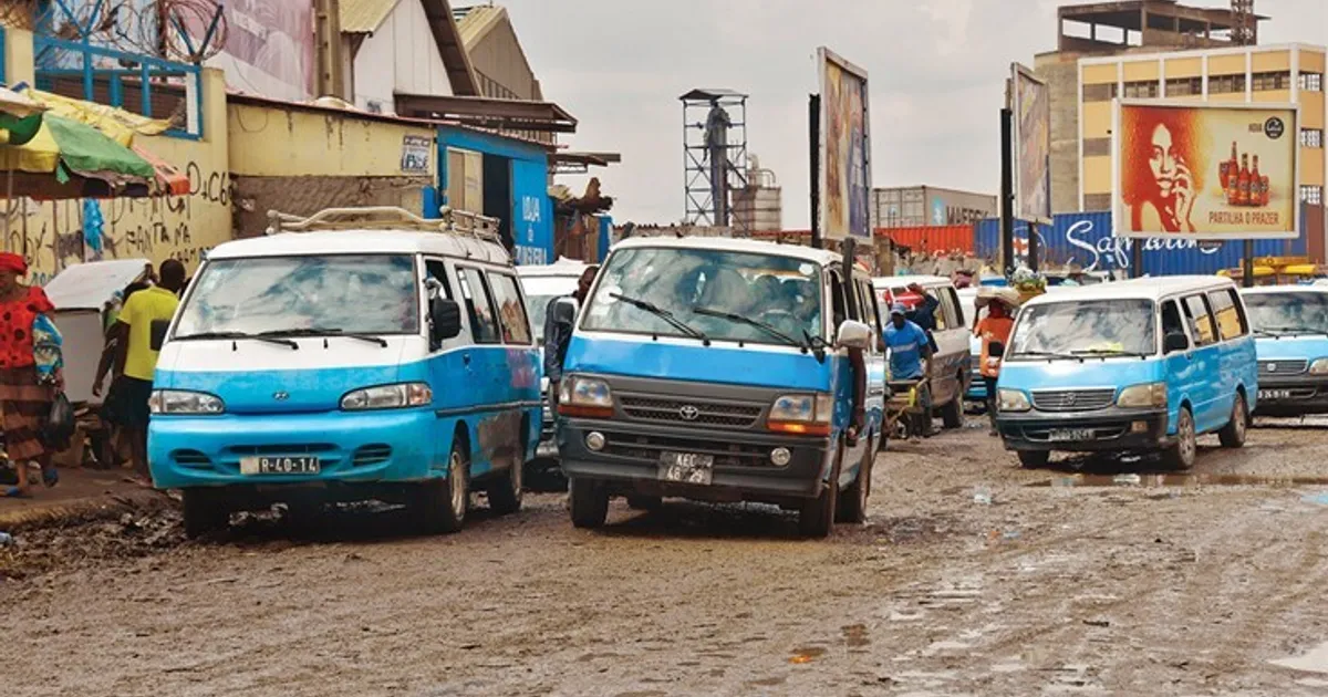 "Sistemas de transporte em Angola são ineficientes e rede rodoviária é limitada e de baixa qualidade", aponta relatório do Banco Mundial de 2025