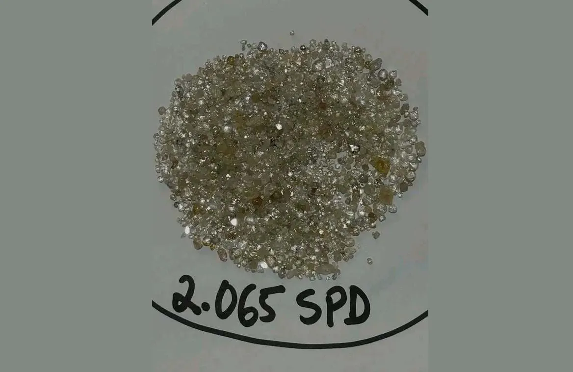Lunda-Norte: SIC apreende mais de 2.000 diamantes e detém negociante da Guiné-Conacri