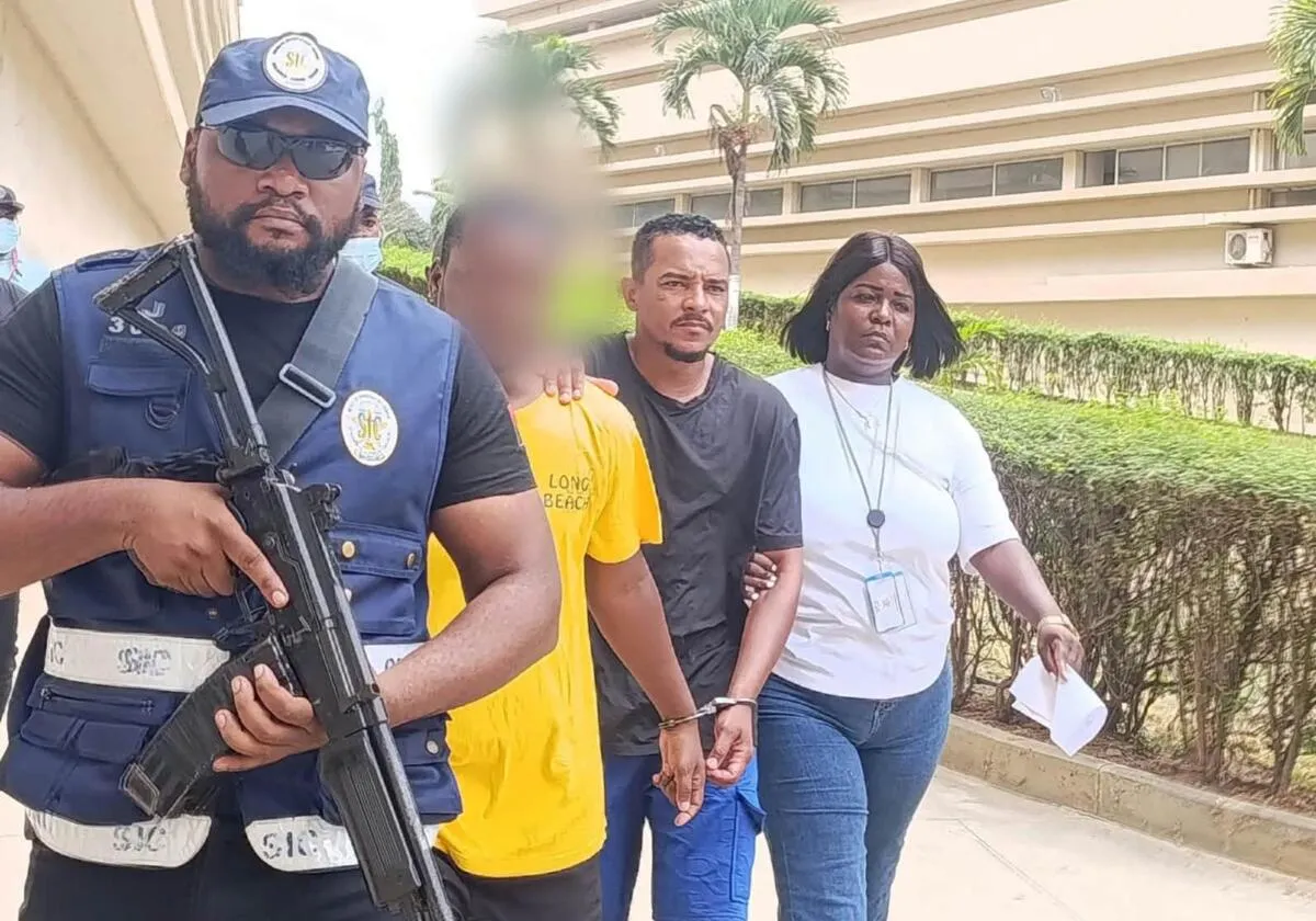 Liberdade de agente da DIIP durou apenas umas horas: Tribunal volta a decretar-lhe prisão preventiva por ter matado a tiro jovem nas bombas do Morro Bento