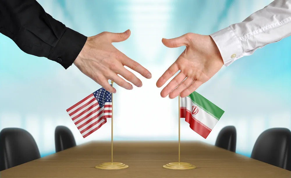 Médio Oriente: Acordo iminente ou nova armadilha israelo-americana para "apanhar" iranianos distraídos? - Em Teerão ninguém confia nos americanos