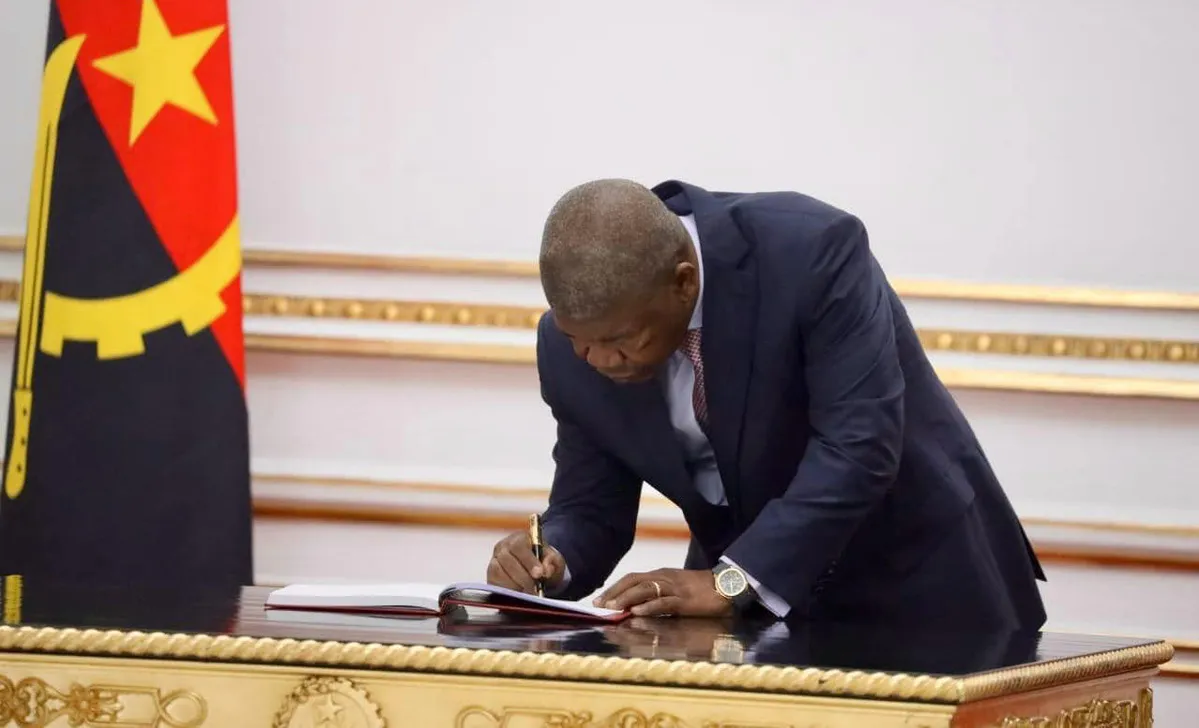 PR desbloqueia mais de 40 milhões USD para reabilitação de várias avenidas de Luanda