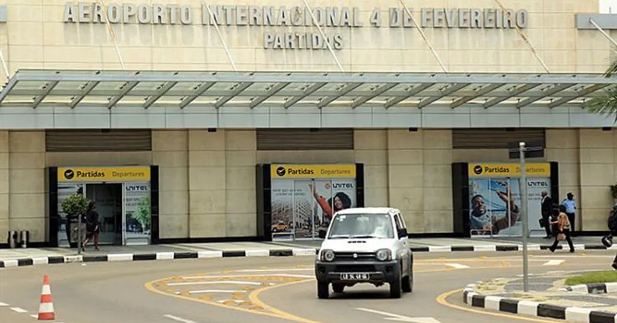 AGT apreende quase 50 mil USD no Aeroporto 4 de Fevereiro - Detidas três angolanas
