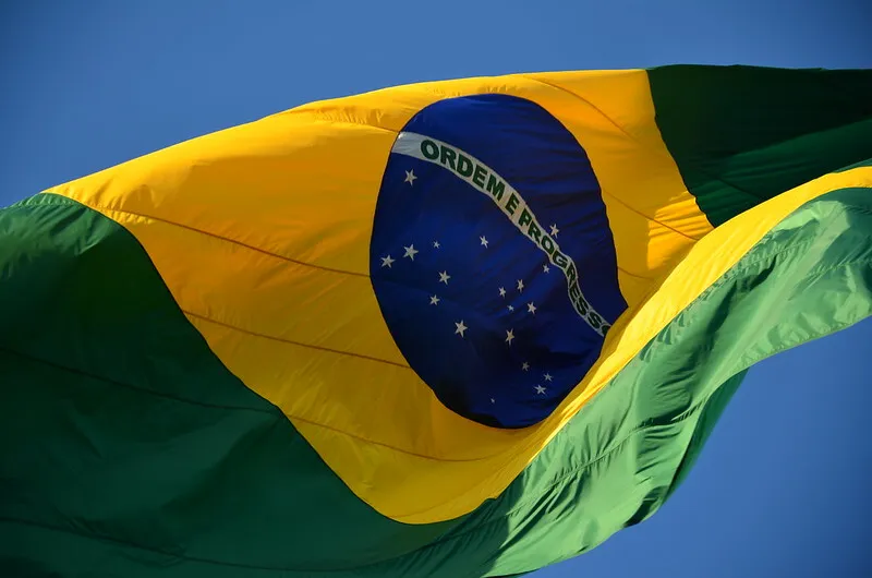 Corrida à presidência no Brasil decide-se domingo