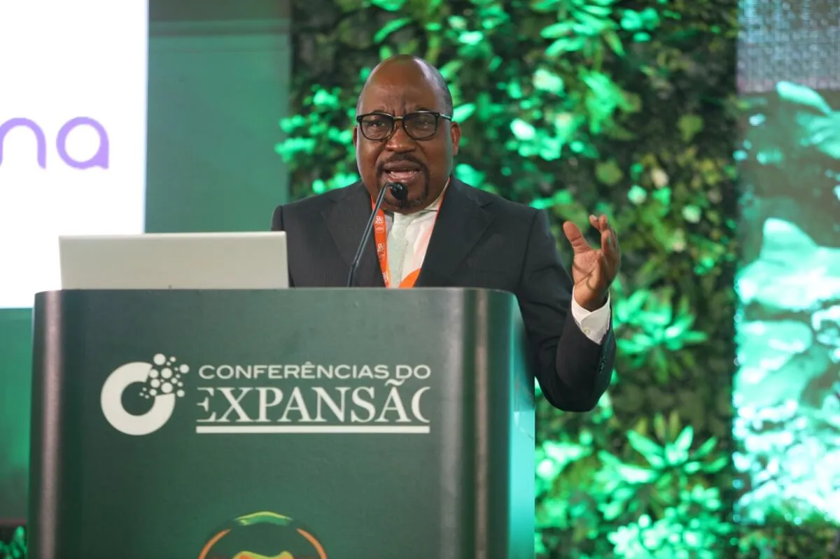 Angola tem 6.400 MW de capacidade eléctrica instalada e solar quase duplica desde 2022