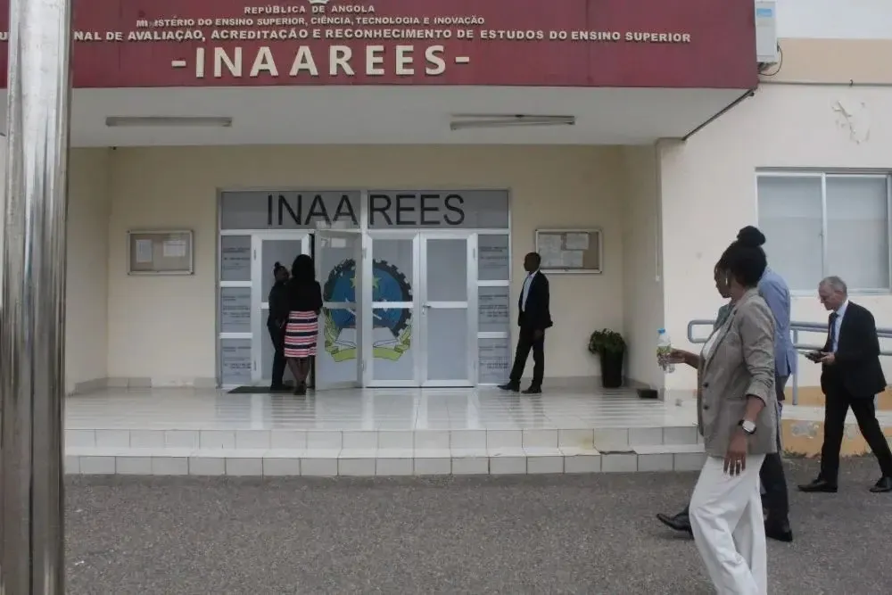 INAAREES denuncia plataforma falsa de homologação de documentos que imita a oficial e induz cidadãos em erro