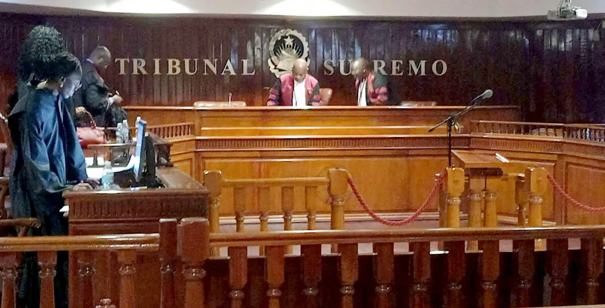 Ausência do brigadeiro José Domingos Oliveira, ex-director do Centro Nacional de Desminagem, força Supremo a adiar julgamento sine die