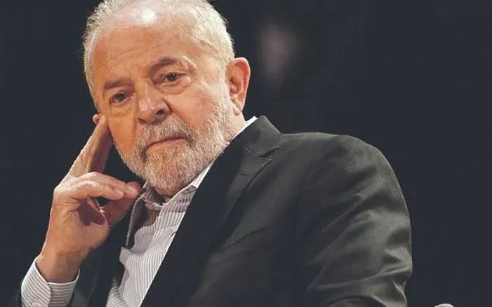 Brasil: Presidente Lula da Silva lidera sondagens mas tem de reconquistar os trabalhadores