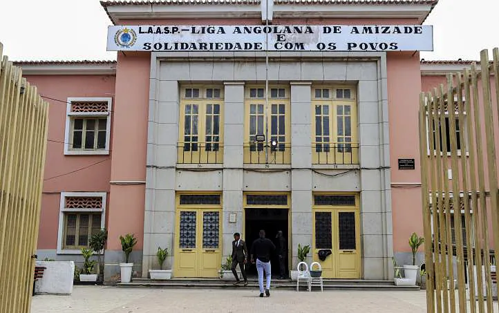 Liga Nacional Africana recebe ordem para desocupar sede que fundou há 72 anos