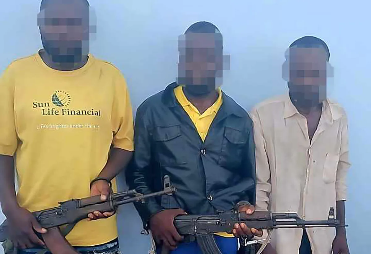 Detidos comerciantes de armas AKM em Malanje e no Bié - Investigações prosseguem para deter restantes membros da quadrilha