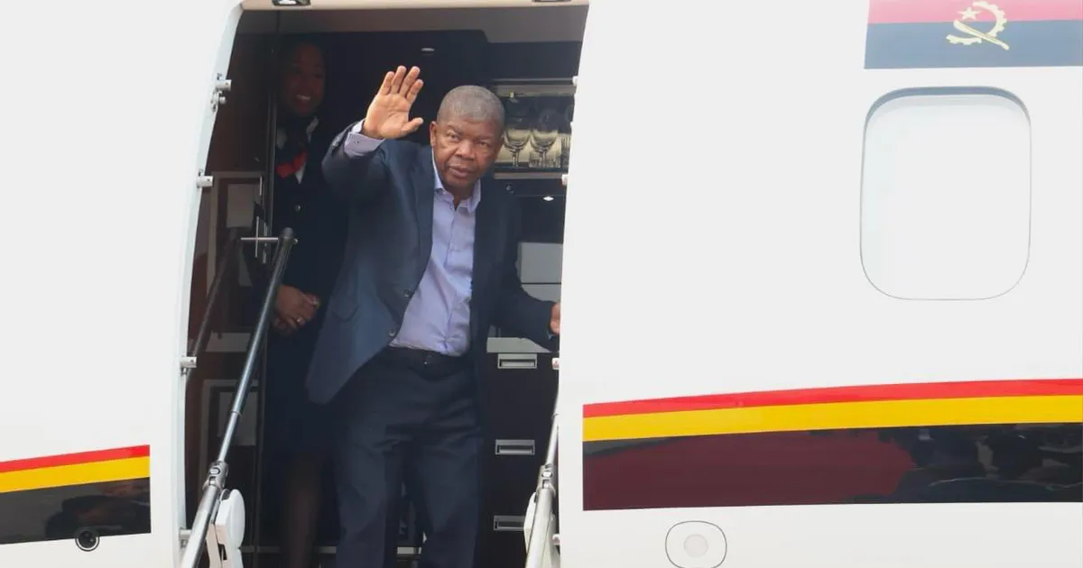 Presidente da República na província do Bengo, para inaugurar a primeira fase de uma fábrica de alumínio