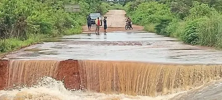 Malanje: Dois mortos, seis feridos e três pontes destruídas pela chuva