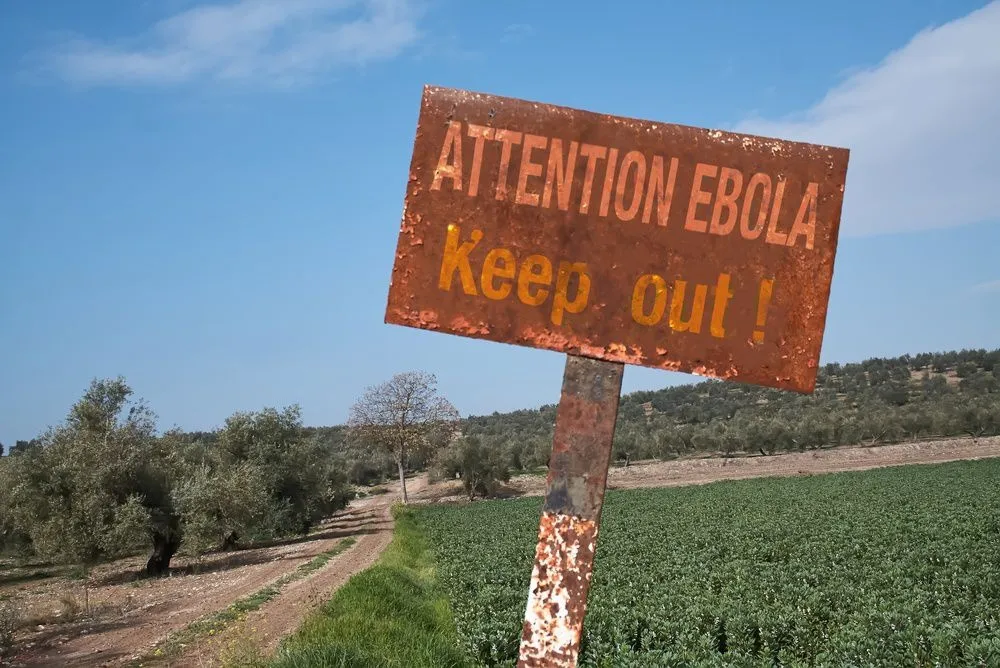 RDC/Ébola: Epidemia avança sem travões e crenças esotéricas e feiticismo estão a ajudar no seu alastramento