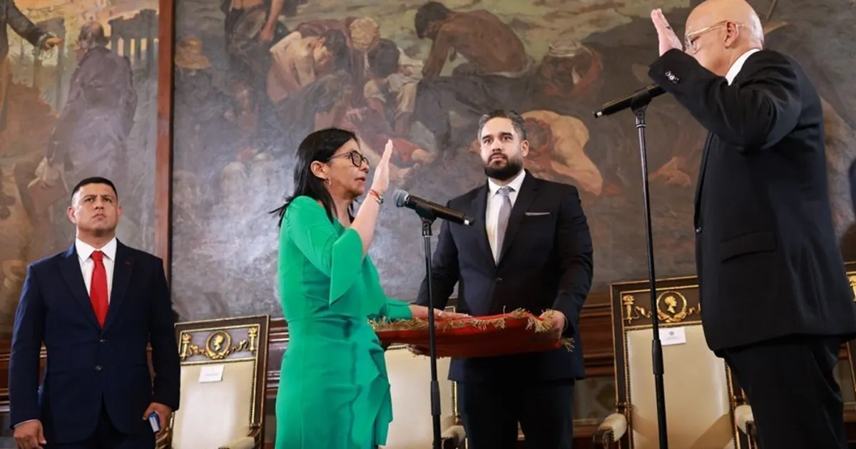 Venezuela: Não se sabe quem manda no país, mas já se sabe quem perdeu a esperança – Tiroteio no Palácio Presidencial em Caracas para lembrar que tensão se mantém