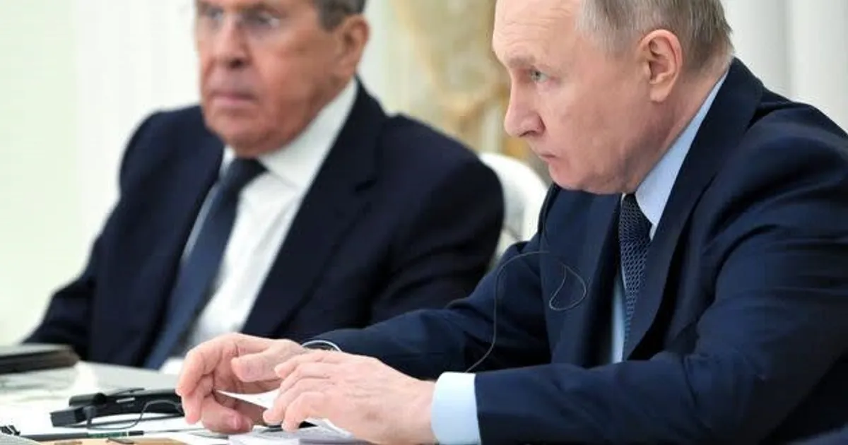 Rússia/Ucrânia: Europeus, vão "all in" sobre Moscovo arriscando III Guerra Mundial – Kremlin avisa que enviar tropas ocidentais para a Ucrânia é perigoso - Trump admite participar com aviões nas garantias de segurança a Kiev