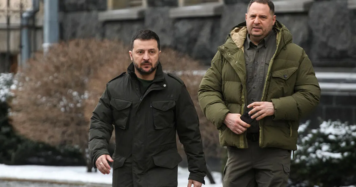 Rússia/Ucrânia: Escândalo de corrupção atinge Chefe de Gabinete de Zelensky – Putin dá "dica" para acabar com guerra – Russos somam conquistas na frente de combate