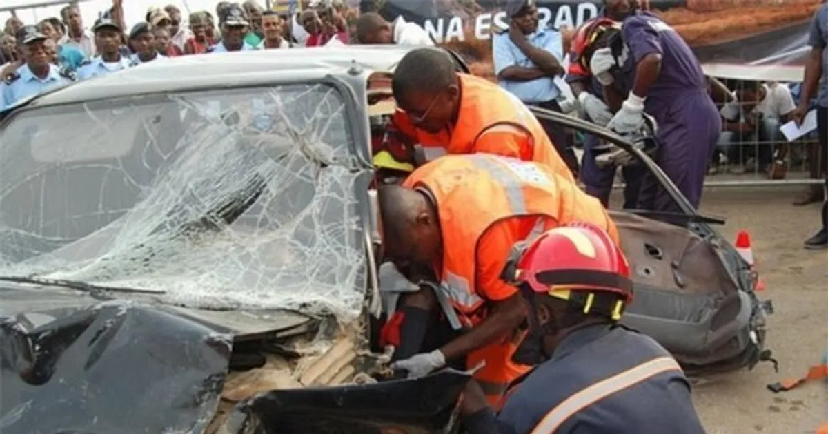 Luanda: PN assinala 13 acidentes rodoviários que causaram dois mortos e 13 feridos no fim-de-semana