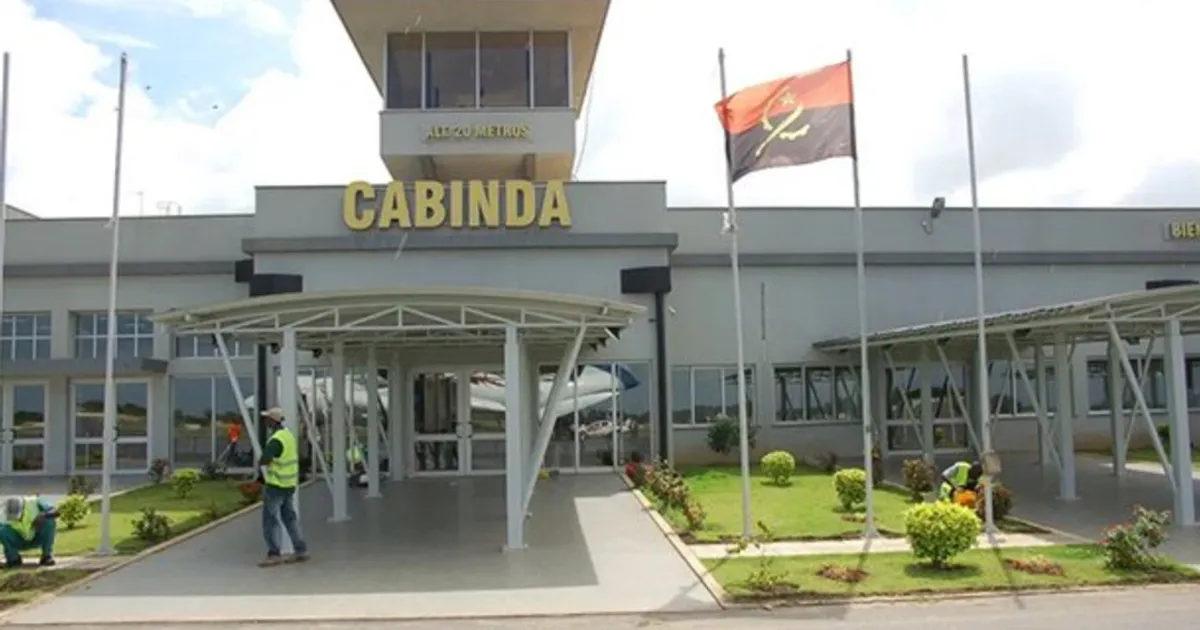 Mulher detida no Aeroporto de Cabinda por suspeita de tráfico de pessoas