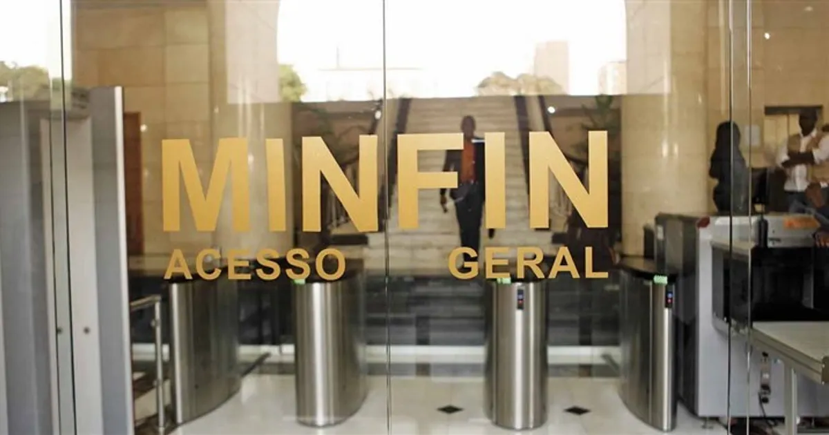 Ajustes directos continuaram a "reinar" em 2024, representando 67% da contratação pública