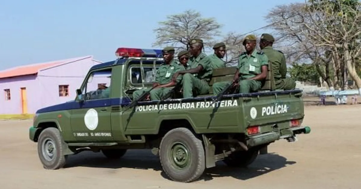 Cabinda: Detidos mais de 100 cidadãos da RDC e do Congo Brazzaville que tentavam instalar-se clandestinamente no País