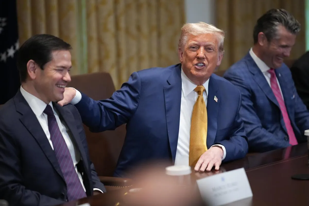 Médio Oriente: Trump ameaça, Rubio ameaça, Hegseth ameaça… e o Irão mantem o Estreito de Ormuz fechado