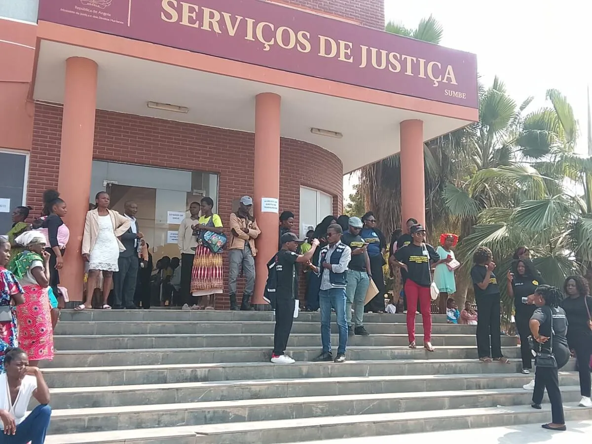 Após suspensão, oficiais de Justiça retomam greve e exigem cumprimento de acordo com o Governo