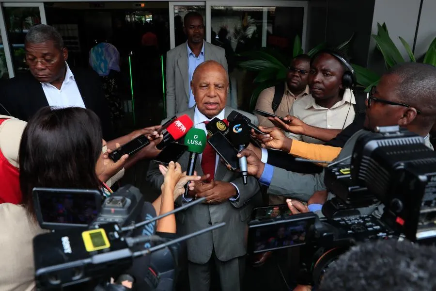 MPLA: Higino Carneiro vai reclamar da anulação da candidatura à presidência do partido e a sua candidatura considera declarações "não oficiais" áudio amplamente divulgado nas redes sociais