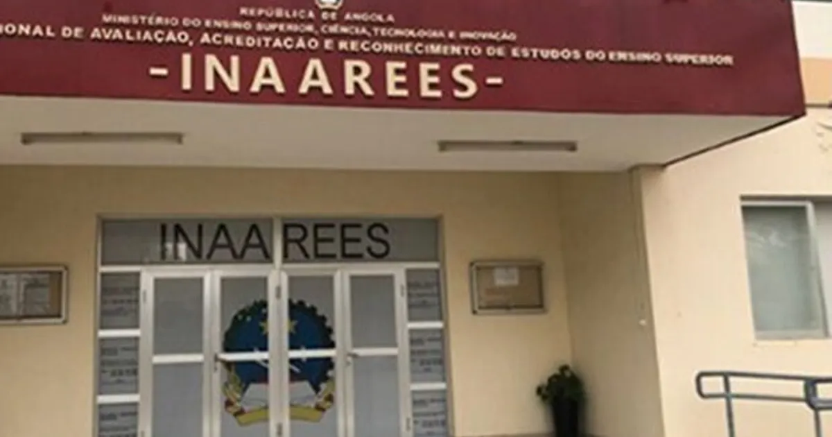 INAAREES tem disponíveis 600 vagas para professores com grau de doutor e mestre