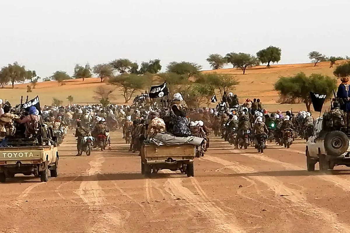 Mali: Rebeldes cercam a capital, mas Junta Militar garante que a situação está sob controlo – Russos do Africa Corps reagrupam-se e preparam contraofensiva