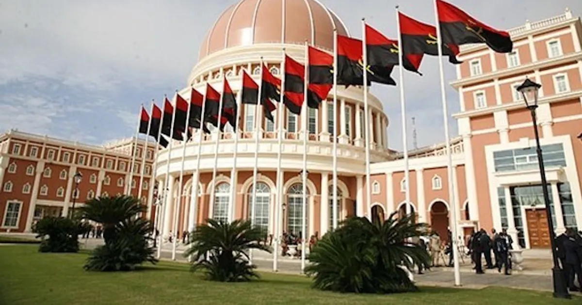 Comissão permanente da Assembleia Nacional sofre alterações com a entrada dos deputados Mara Quiosa e Faustino Manuel