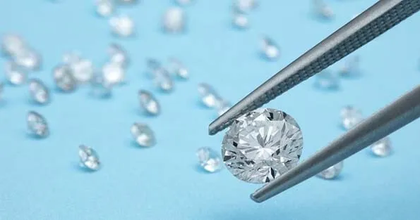SODIAM prepara-se para leiloar 74 pedras especiais de diamantes