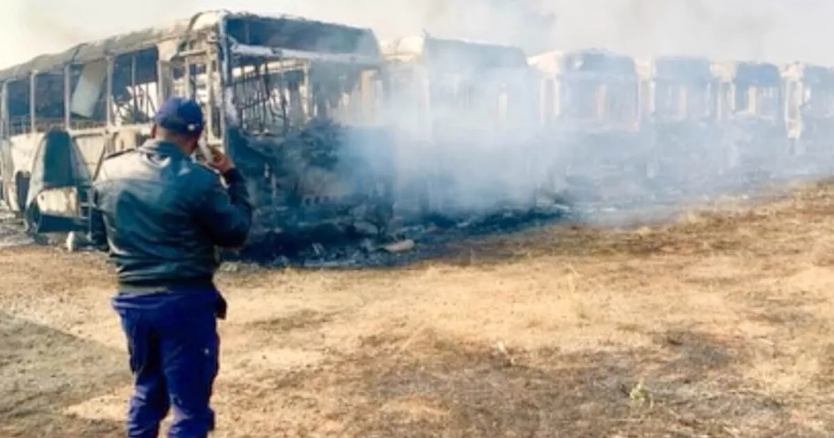 Chefe da segurança da TCUL na base do Zango assume autoria do incêndio e diz que ateou o fogo na intenção de queimar o capim